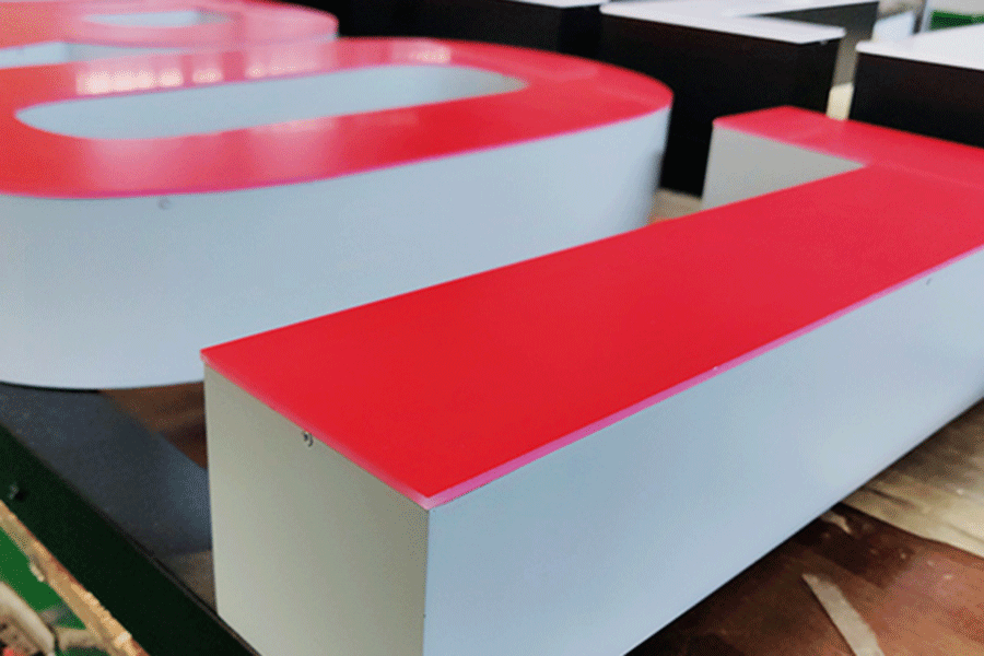 LED无边框字标识标牌制作有哪些优点？